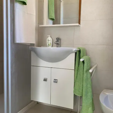 Appartement Green Home, Grazioso E Luminoso Bilocale In Centro Citta